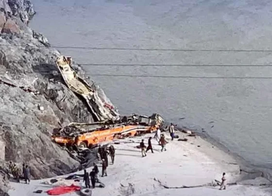 20 passengers killed in Gilgit-Baltistan bus accident