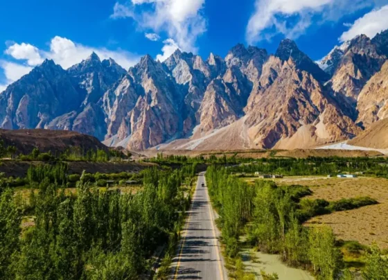 Should you visit Hunza Valley Pakistan in summer?