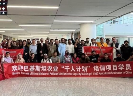 首批巴基斯坦农业专业人员抵达中国接受培训