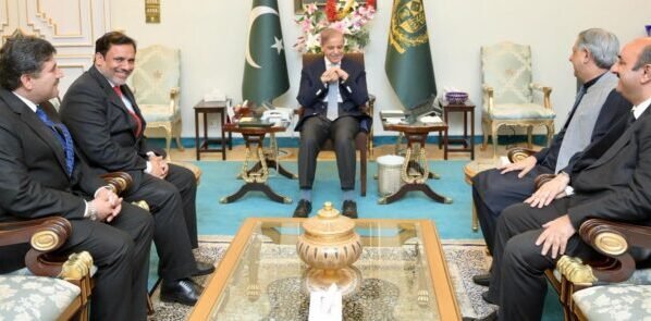 Pakistan, Azerbaijan reaffirm commitment to strengthen bilateral trade ties