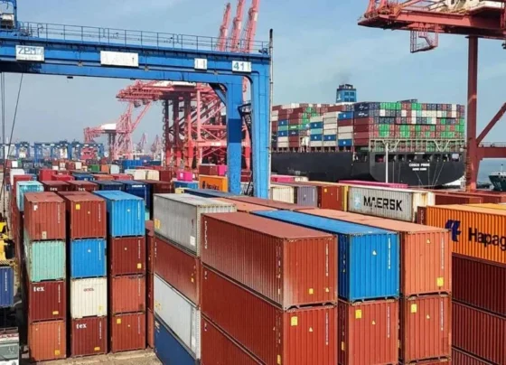 Pakistan’s trade deficit improves by 7.83 per cent in March 2025