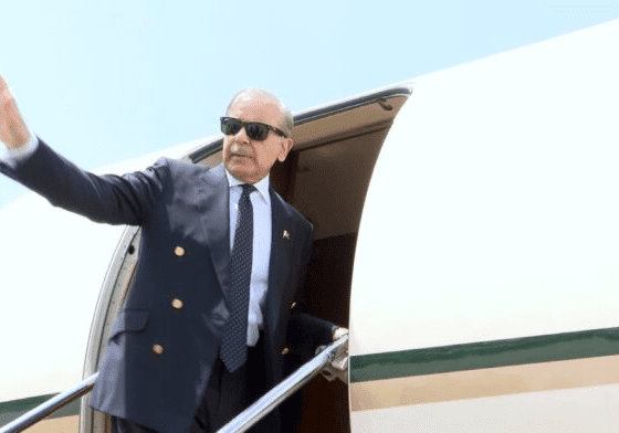 总理启程对土耳其进行为期两天的访问