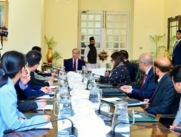 Pakistan keen to strengthen space cooperation with China: PM